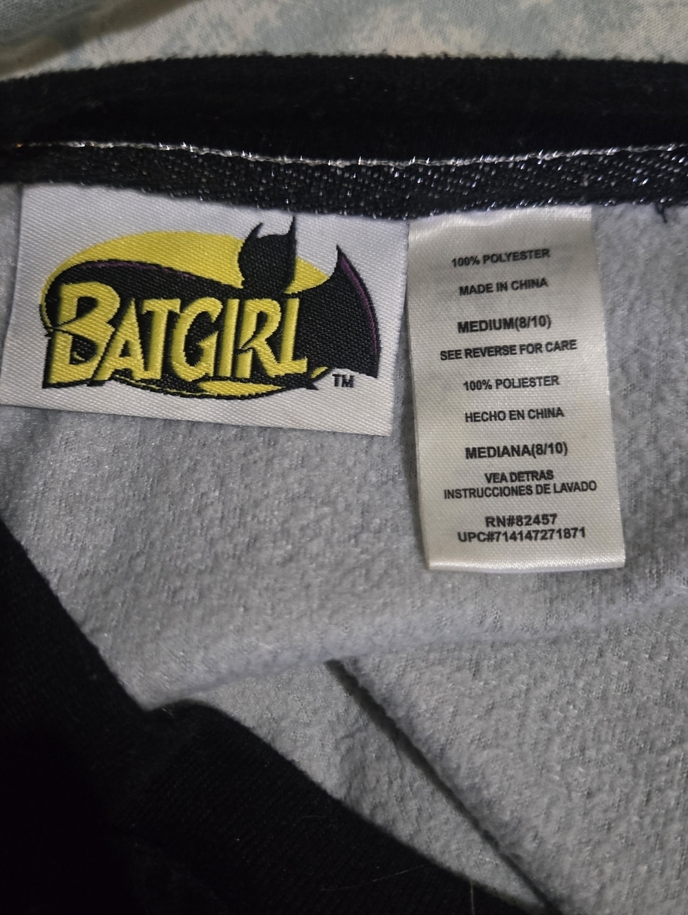 Batgirl Women's Pajama Set - Picture 4 of 5